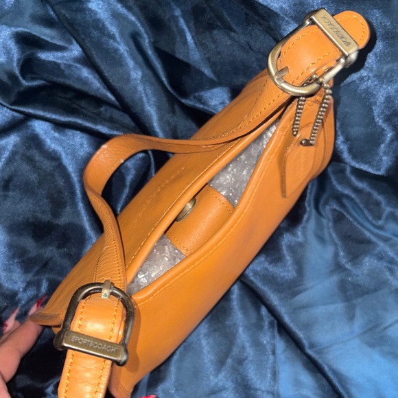 Sportscoach Tan Leather Shoulder Bag - Picture 12 of 17